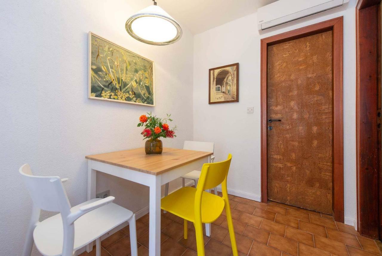Studio Tamburini City Center Apartment Rovinj Exterior photo